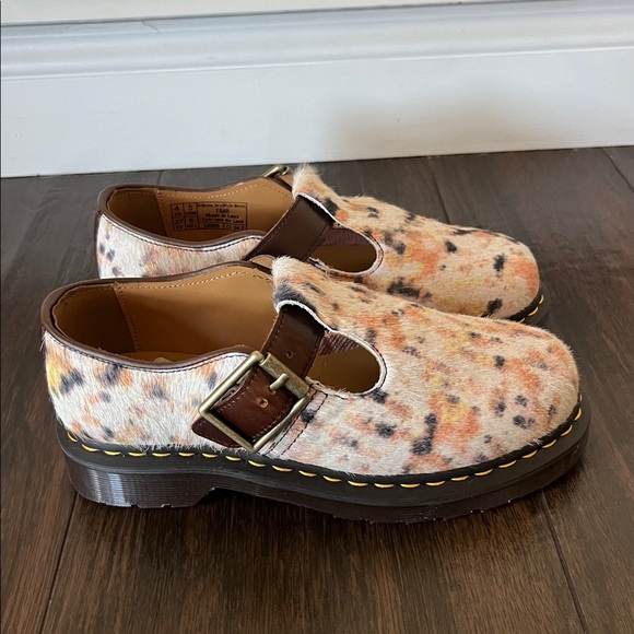 NWT Dr. Martens Genuine Calf Hair Mary Janes - Picture 5 of 9